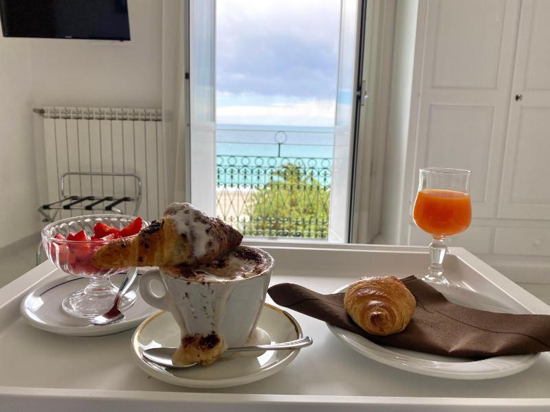 Hotel Alba Chiara - image 2