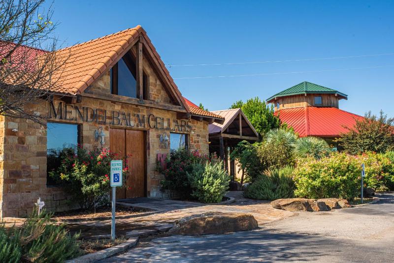 Fig Cabin - image 10
