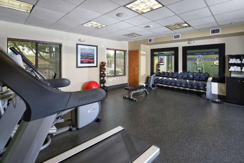 Hampton Inn & Suites Tucson East/Williams Center - image 4