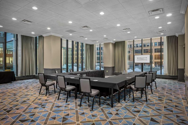 The Marquette Hotel Curio Collection by Hilton - image 38