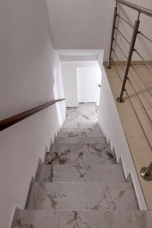 Apartment image 3