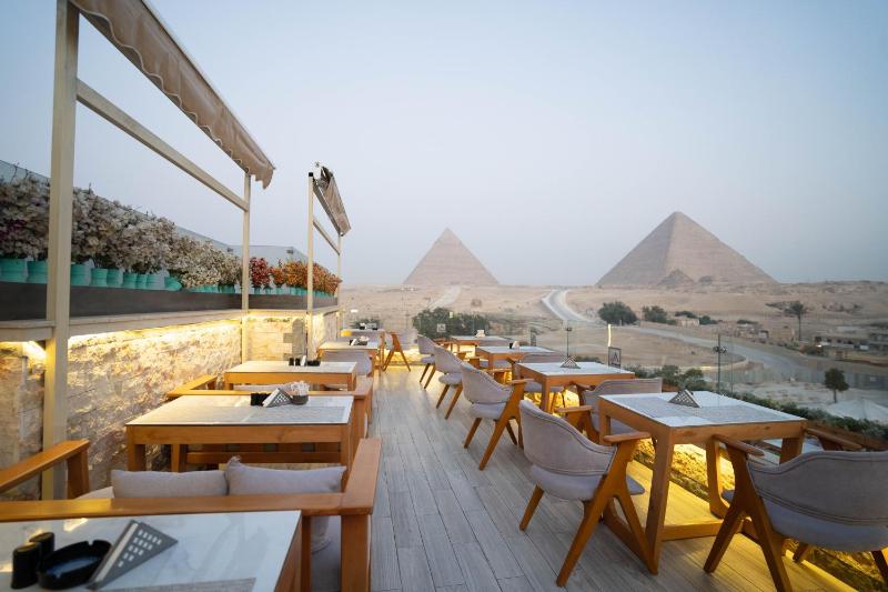 Great Pyramid Inn - image 8