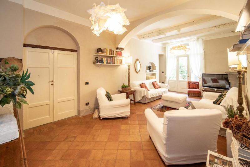 Casa Clara Luxury with Terrace - image 3