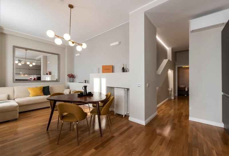 Two-Bedroom Apartment - Galleria del Corso 4 image 3