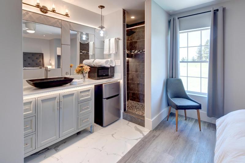 King Suite image 1