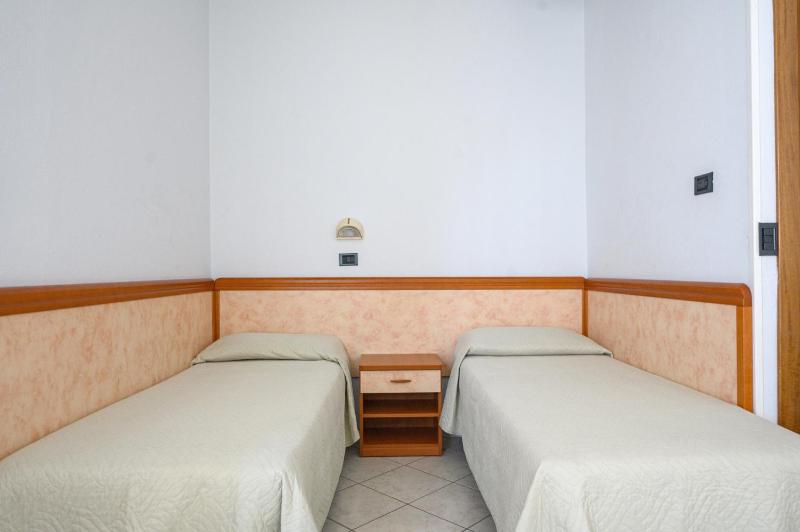 Triple Room image 4