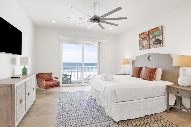 Seaside East 12 Bdrm 115 Bath Private Pools Sleeps 36 - image 12