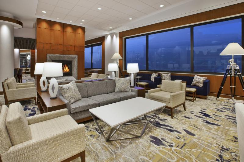 King Bed with City View image 2