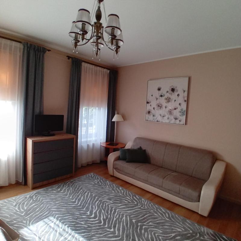 Twin Room image 3