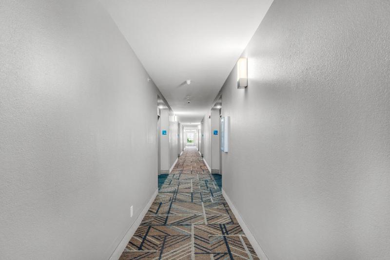 Standard Room image 2