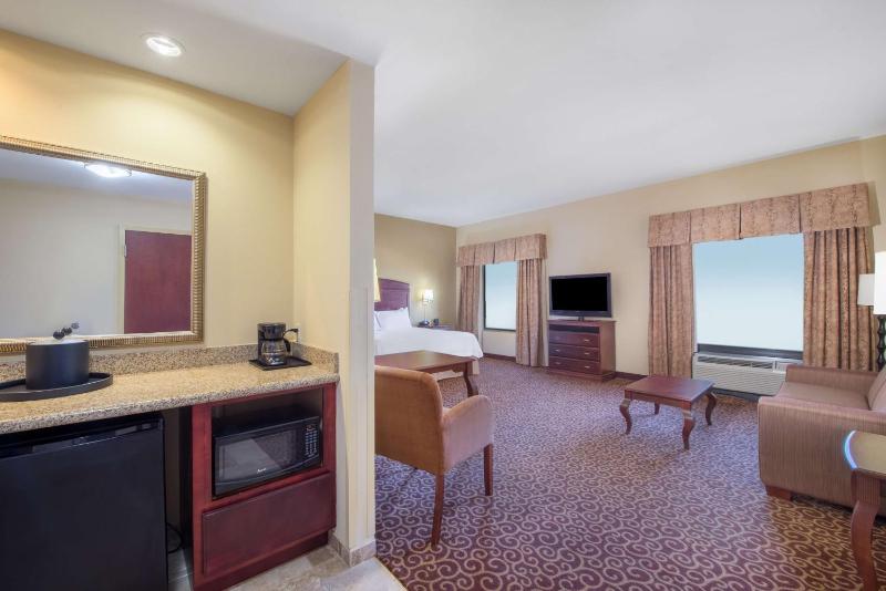 King Studio Suite - Non-Smoking image 3