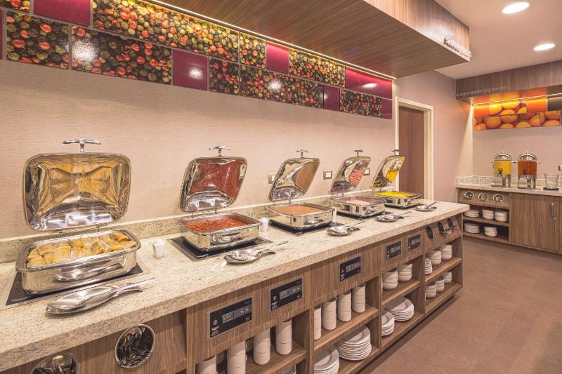 Hampton Inn by Hilton Monterrey/Galerias-Obispado - image 12