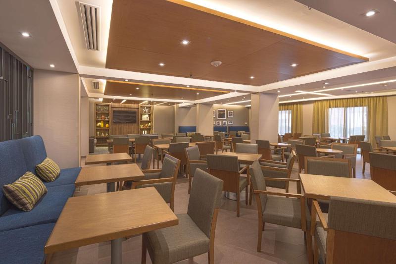 Hampton Inn by Hilton Monterrey/Galerias-Obispado - image 29
