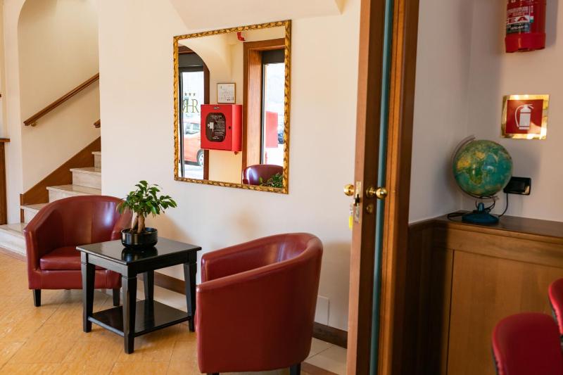 Rex Hotel Residence - image 12