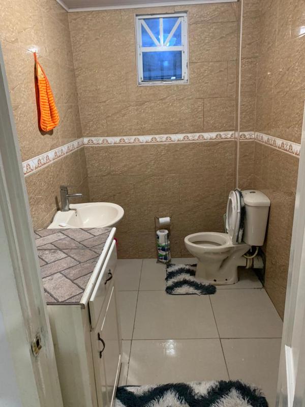 1 Bed Apartment - Sleeps 2 - Parking - Wifi - image 8