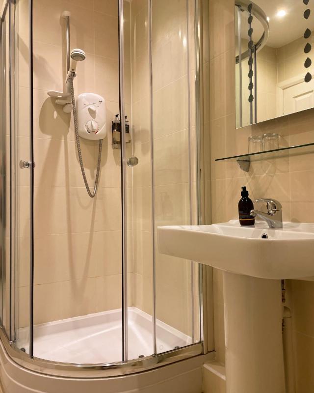 Superior Suite image 2