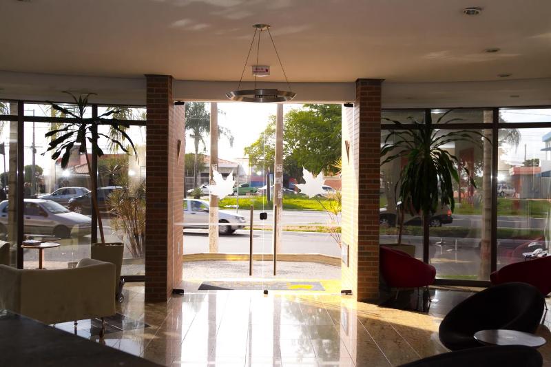 Hotel Canada - image 33