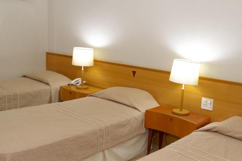Hotel Canada - image 7