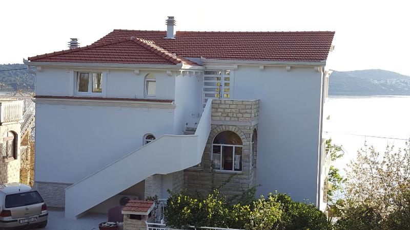Apartments Ruzarija - image 17