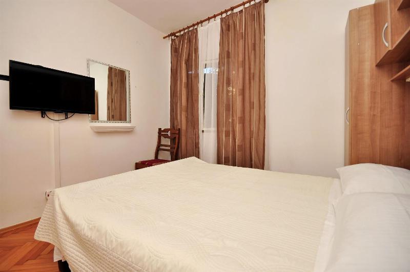 Apartments Ruzarija - image 30