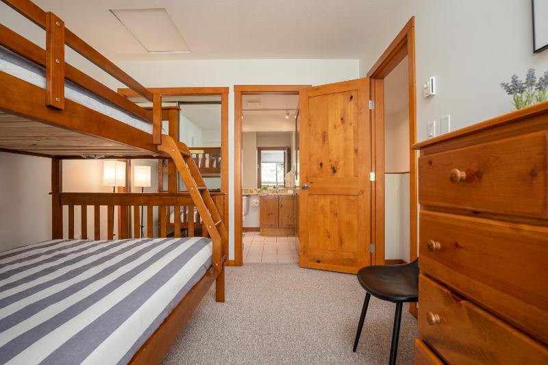 2BR | Symphony | Dog Friendly | Hot Tub | Private Balconies | Village Location | Parking - image 22