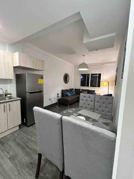 Great Apartment with Private Terrace near Centro Cívico - image 16