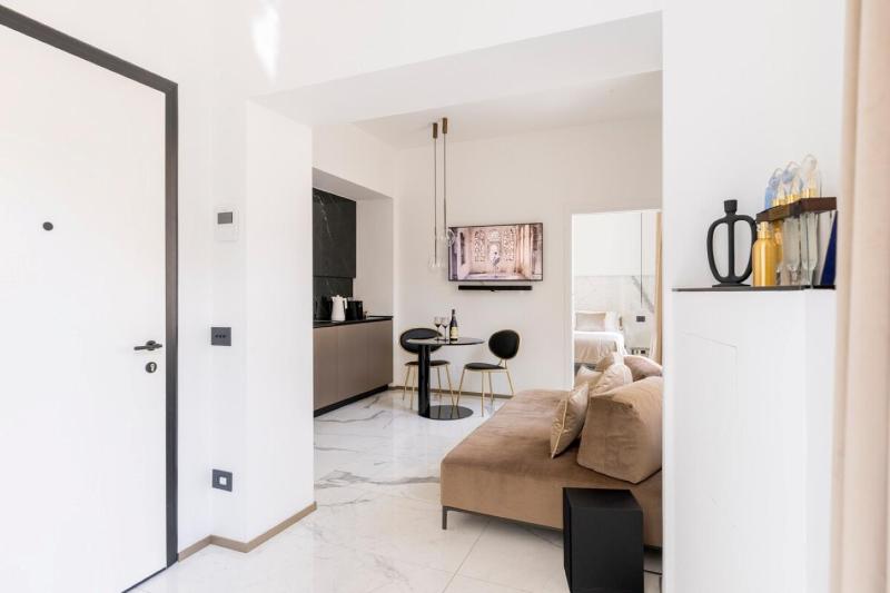 Manin Grand House - image 7