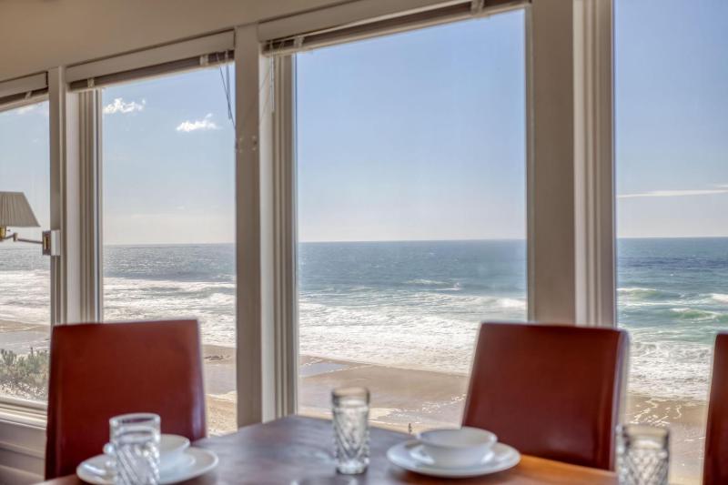 Harbor House - image 41