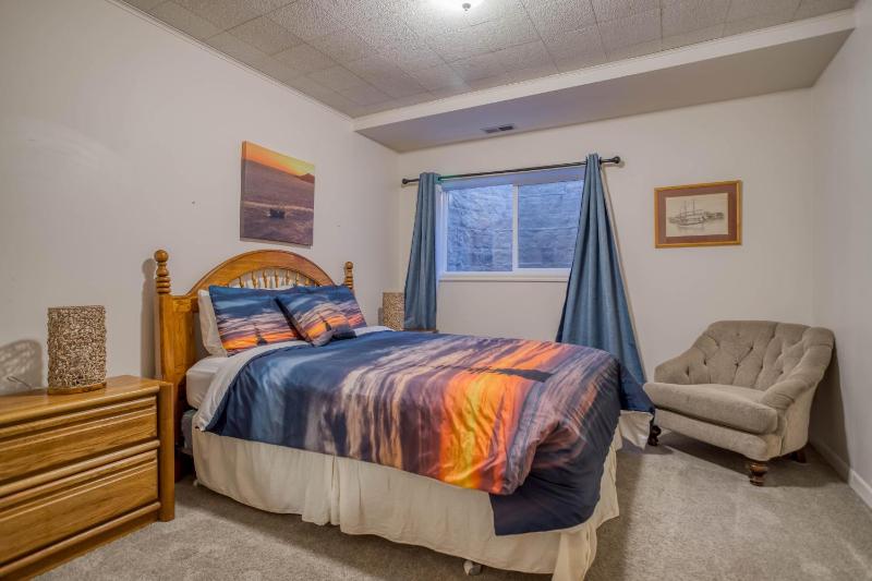 Harbor House - image 35