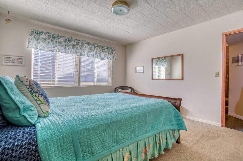 Harbor House - image 48