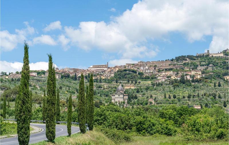 Lovely Home In Cortona With Kitchen - image 10