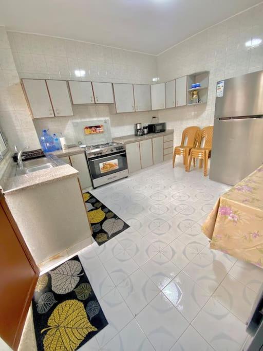 Great location apartment - image 2