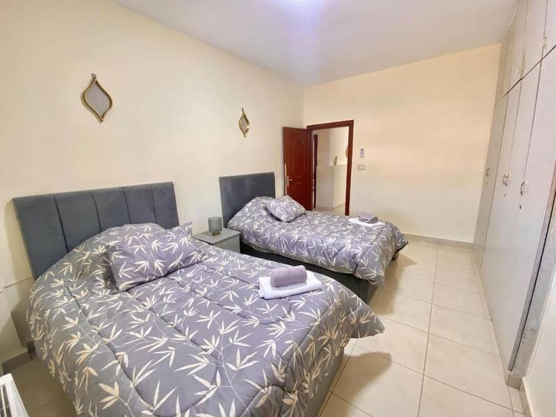Great location apartment - image 6