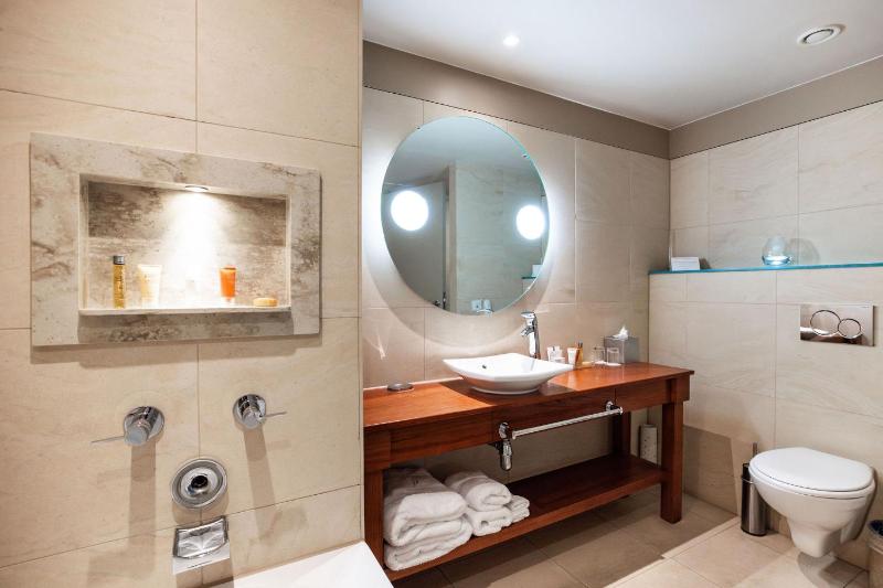 Platinum Double Room image 4