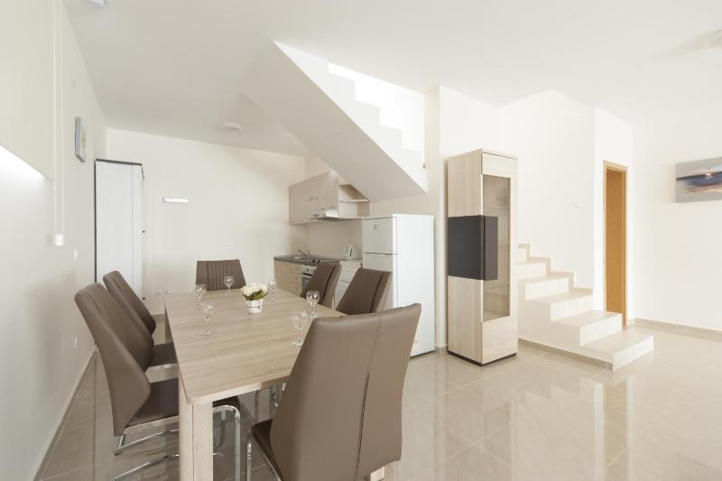 Digital Nomads Package - Deluxe Two-Bedroom Apartment with Terrace and Sea View image 1