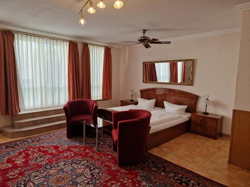 Double Room with Terrace image 4