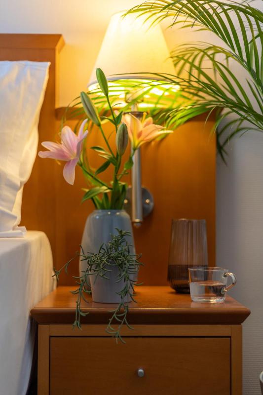 Hotel Sofia by The Railway Station Wroclaw - image 31