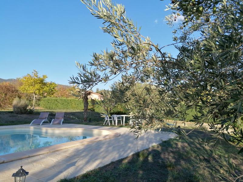 Maison au calme entre vignes et Luberon Images