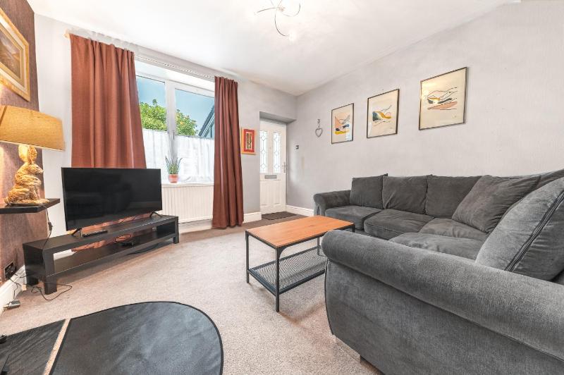 Sunny Brae dog friendly Windermere Cottage - image 40