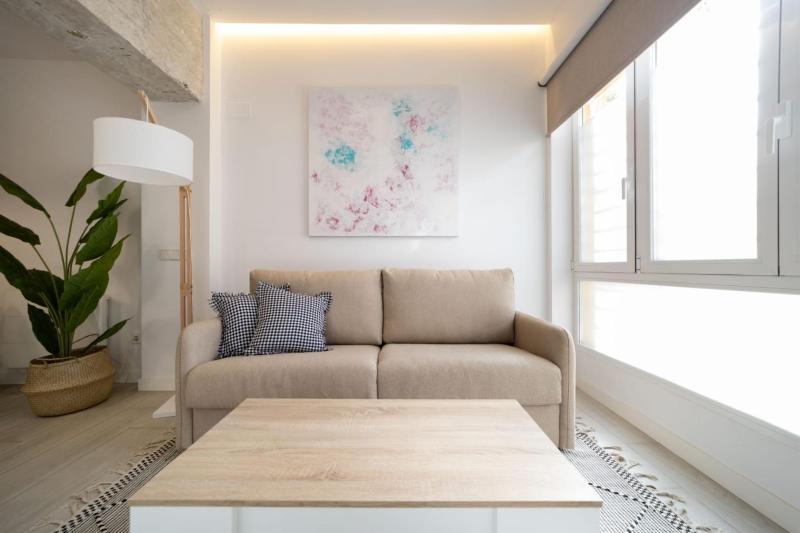Avenida de Asturias Apartment Images