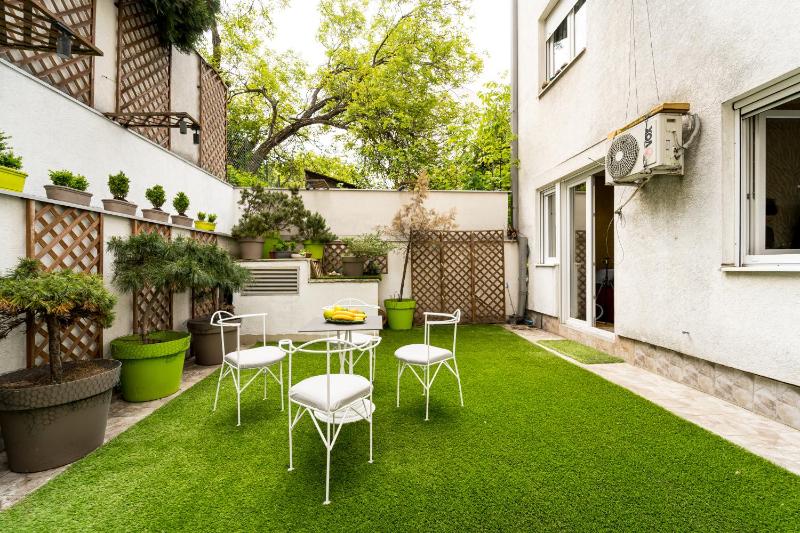 Apartment Urban Garden - image 16