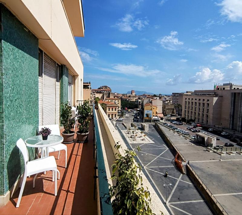 Superior King Room image 1