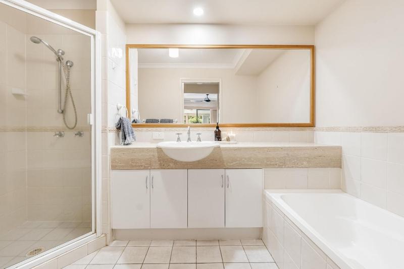 Breather - Pet-Friendly Yamba Escape Just Minutes from Pippi Beach - Holiday Yamba - image 12