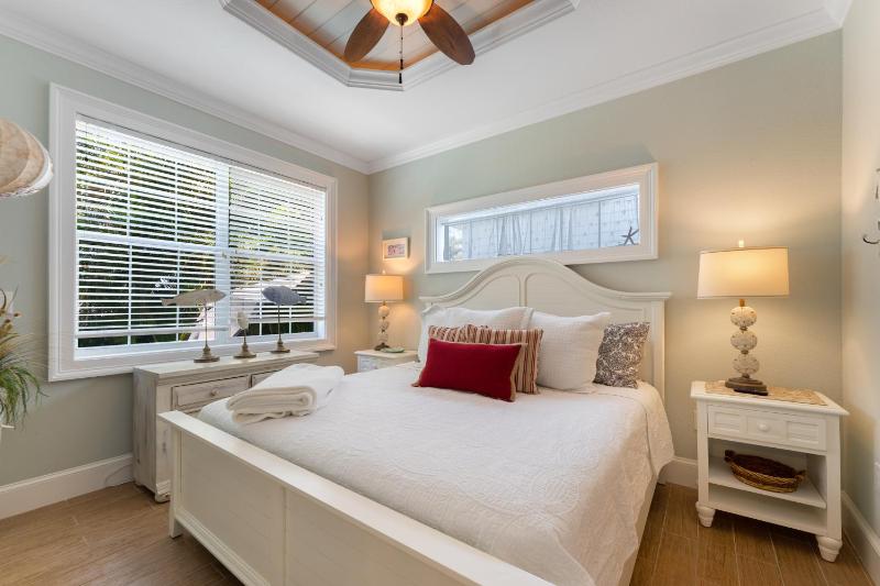 Sea Glass Vacation Home - image 48