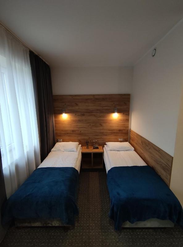 Deluxe Double Room image 2