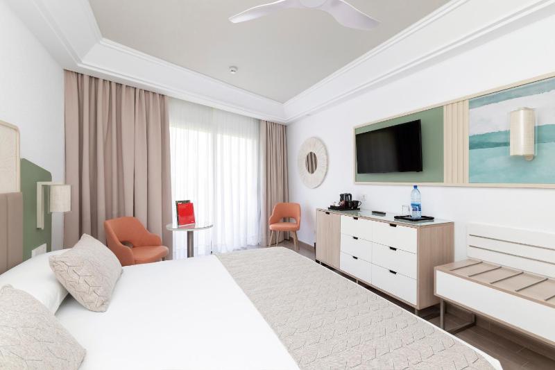 Standard Double Room image 1