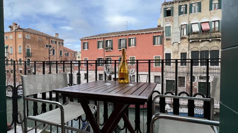 Apartment with Balcony image 2