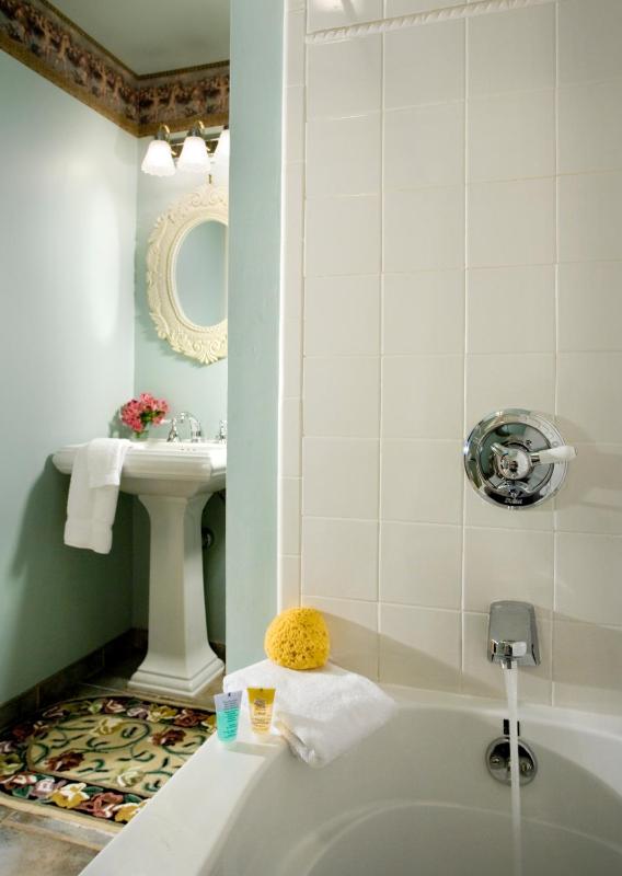 Spencer Room image 2
