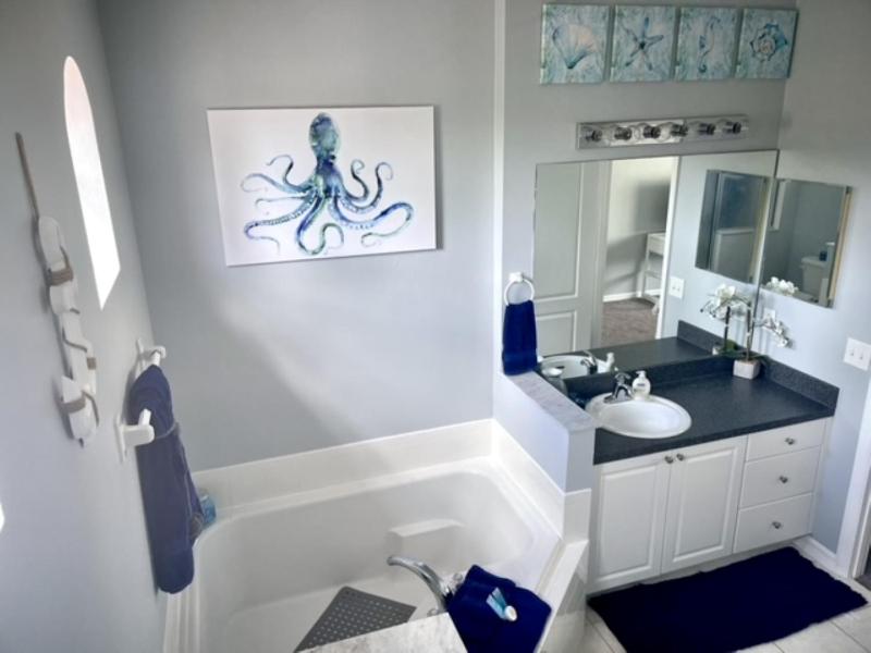 Mermaid Villa near Disney 4 Bedrooms Pool & Spa! - image 40