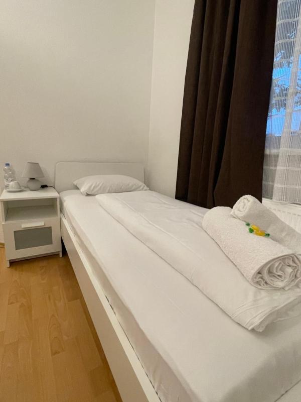 Hotel Starlight - image 7